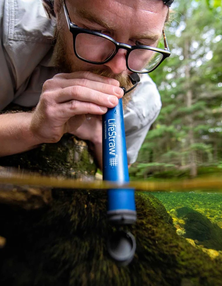 LifeStraw Personal Water Filter Straw for emergency water purification