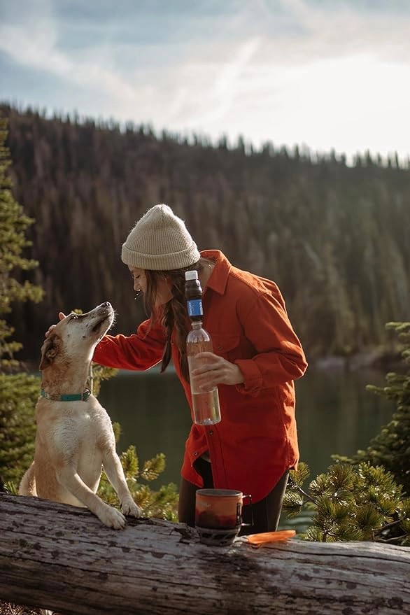 Sawyer Squeeze Water Filter System for portable emergency water filtration